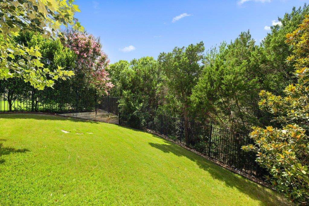 4 Bedroom Single Family Home/House's Image 31