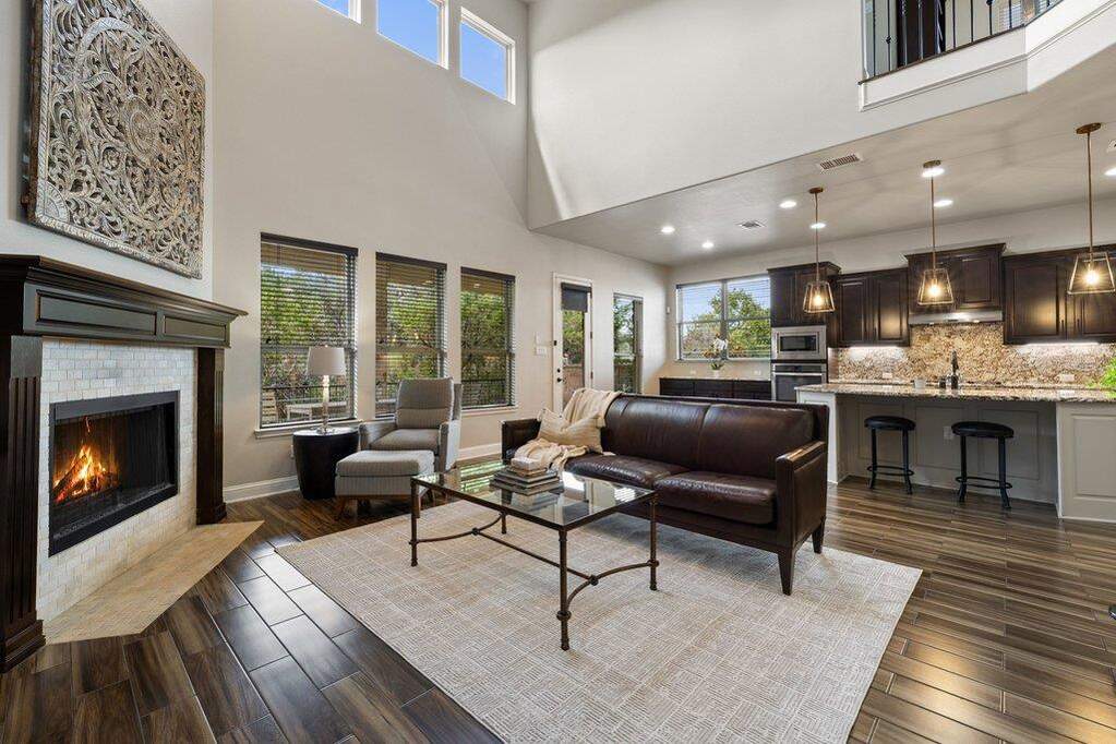 4 Bedroom Single Family Home/House's Image 5