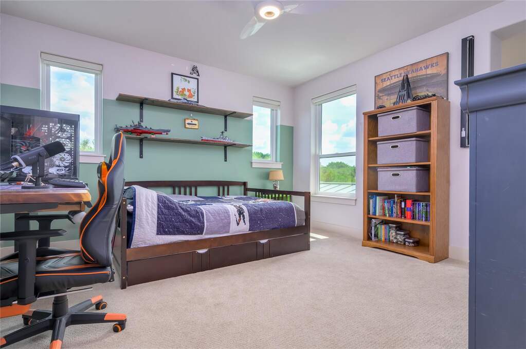 4 Bedroom Single Family Home/House's Image 25