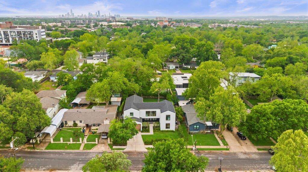 4 Bedroom Single Family Home/House's Image 21