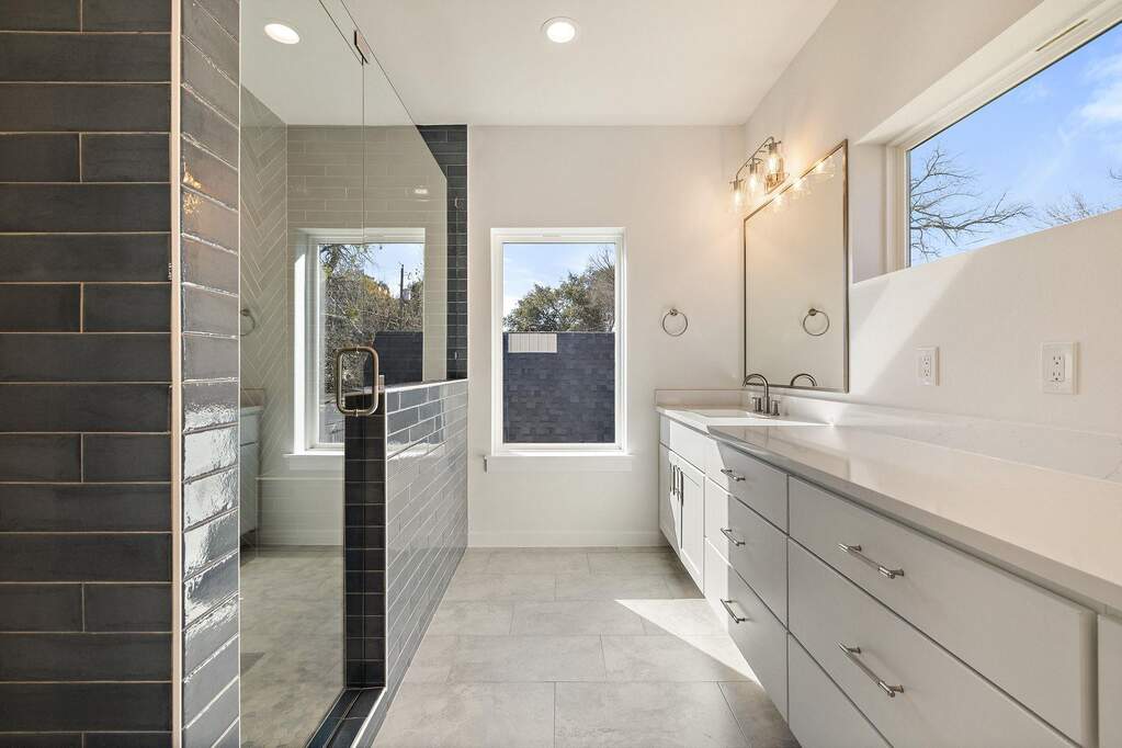 3 Bedroom Single Family Home/House's Image 21