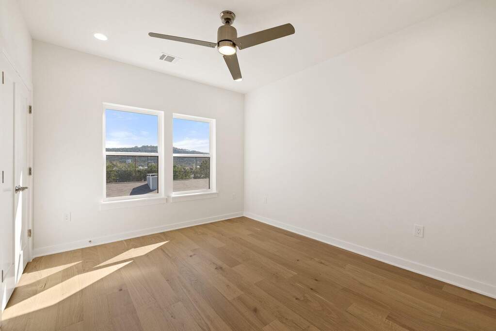 3 Bedroom Single Family Home/House's Image 23