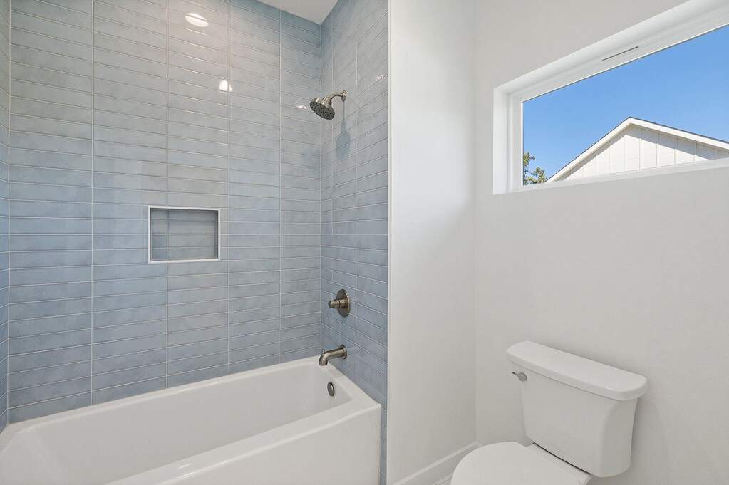 3 Bedroom Single Family Home/House's Image 26