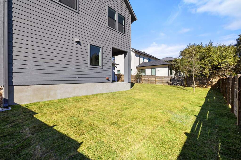 3 Bedroom Single Family Home/House's Image 31
