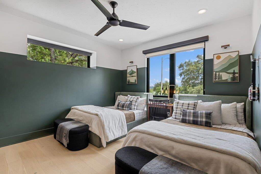 4 Bedroom Single Family Home/House's Image 20