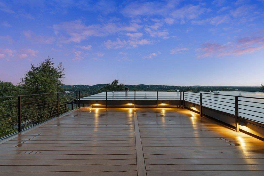 4 Bedroom Single Family Home/House's Image 33