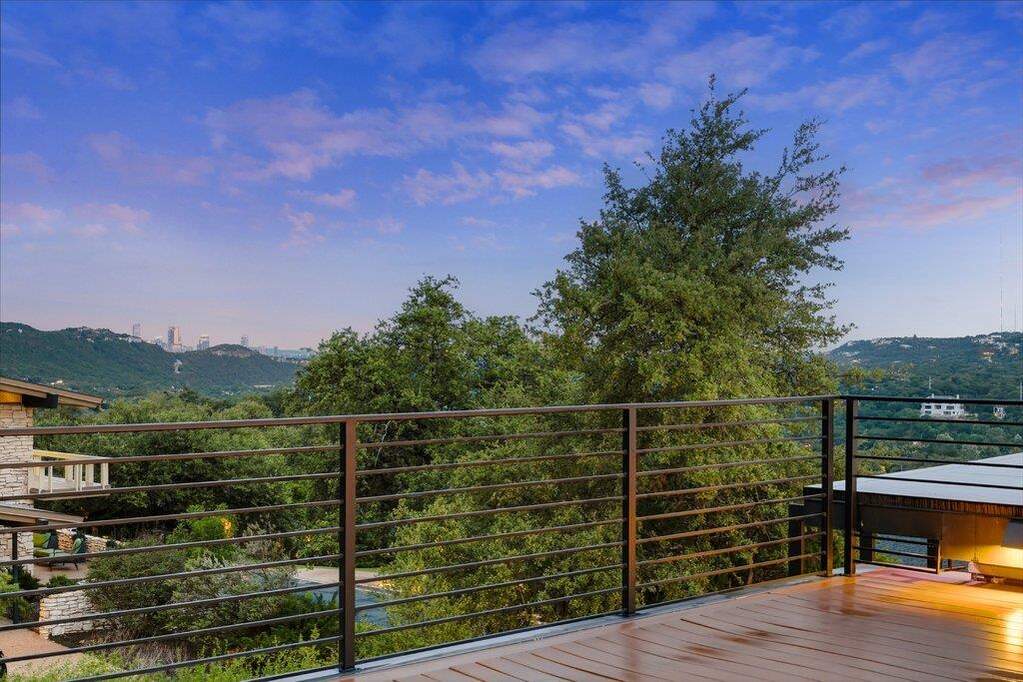 4 Bedroom Single Family Home/House's Image 35