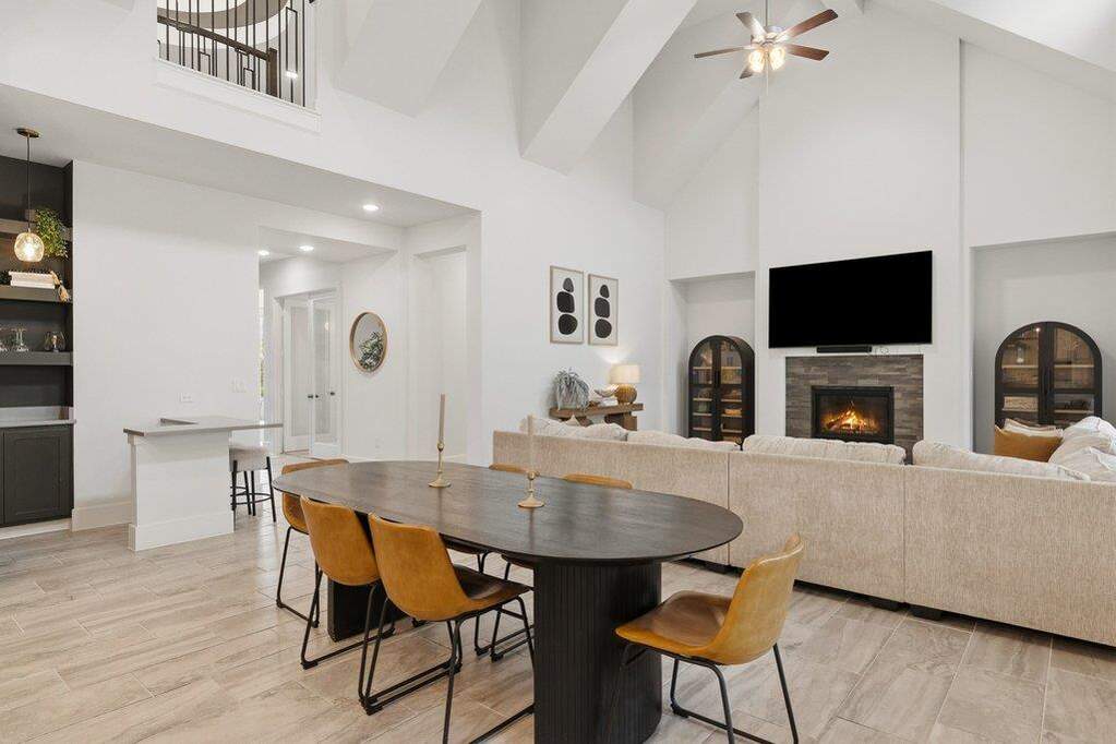 4 Bedroom Single Family Home/House's Image 18