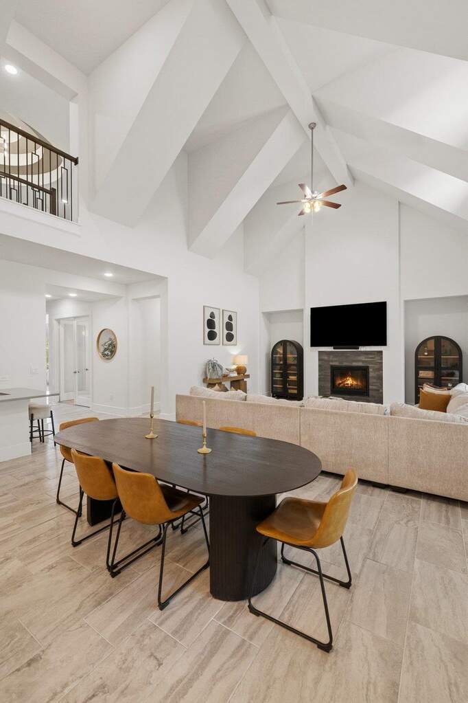 4 Bedroom Single Family Home/House's Image 21