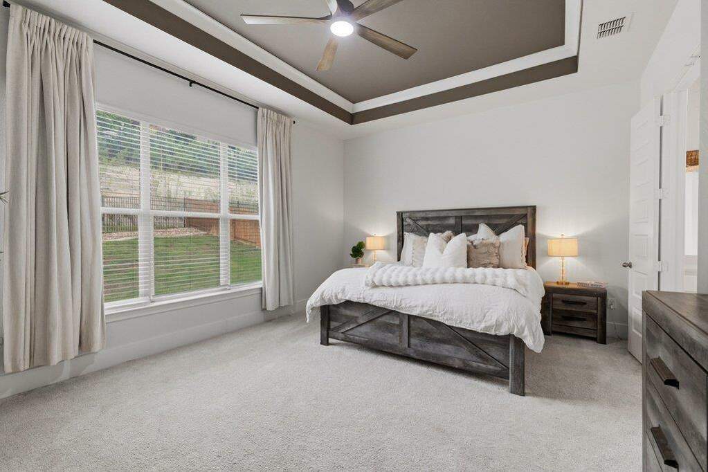 4 Bedroom Single Family Home/House's Image 25