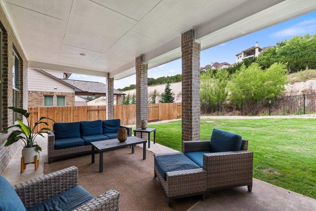 4 Bedroom Single Family Home/House's Image 36