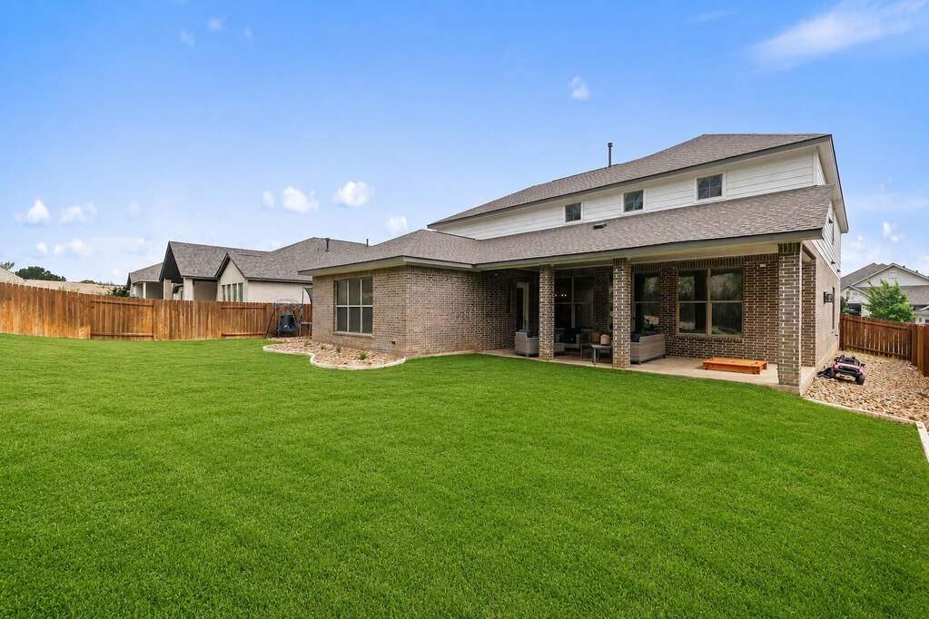4 Bedroom Single Family Home/House's Image 37