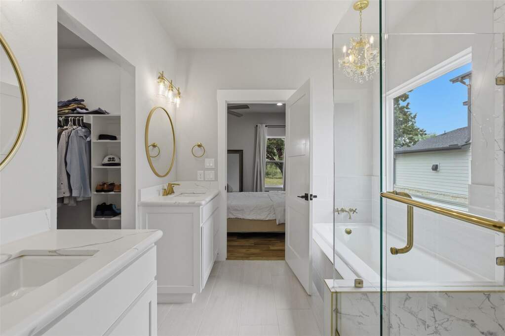 4 Bedroom Single Family Home/House's Image 13
