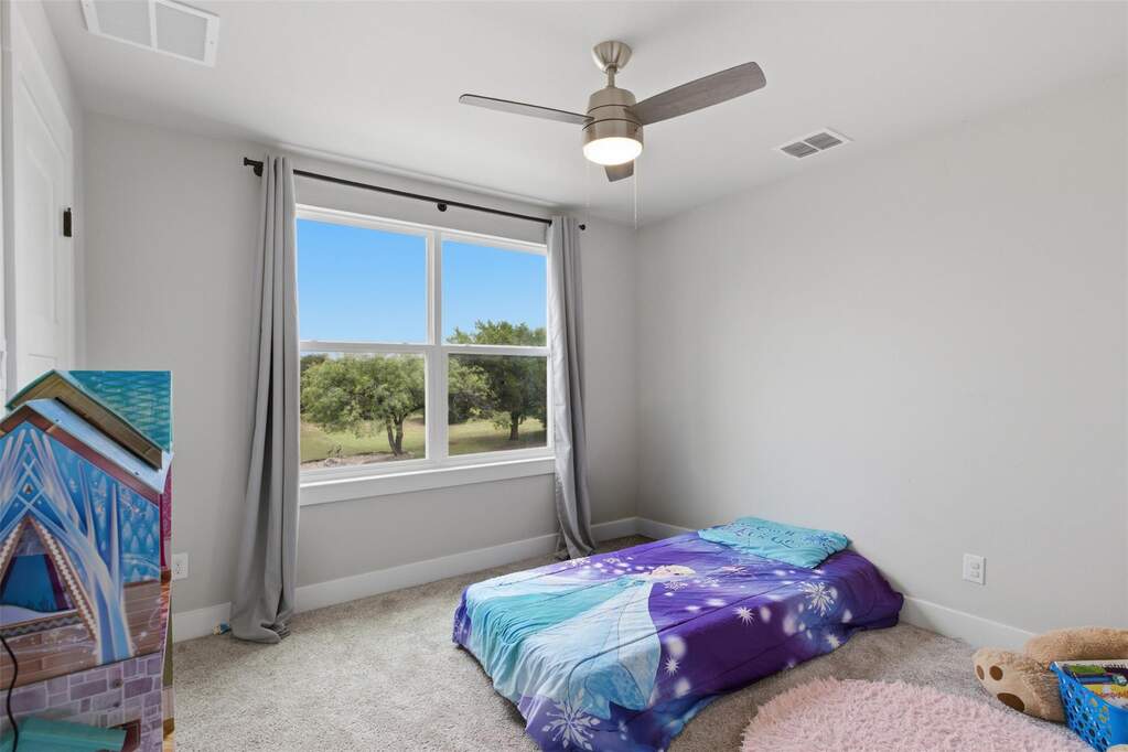 4 Bedroom Single Family Home/House's Image 24