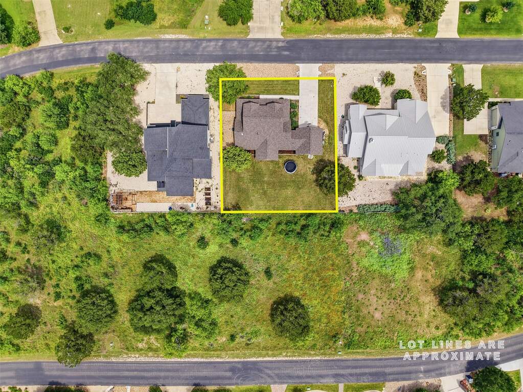 4 Bedroom Single Family Home/House's Image 29