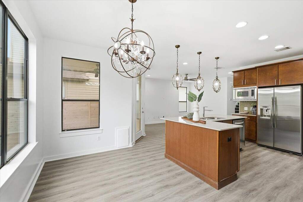 2 Bedroom Single Family Home/House's Image 10