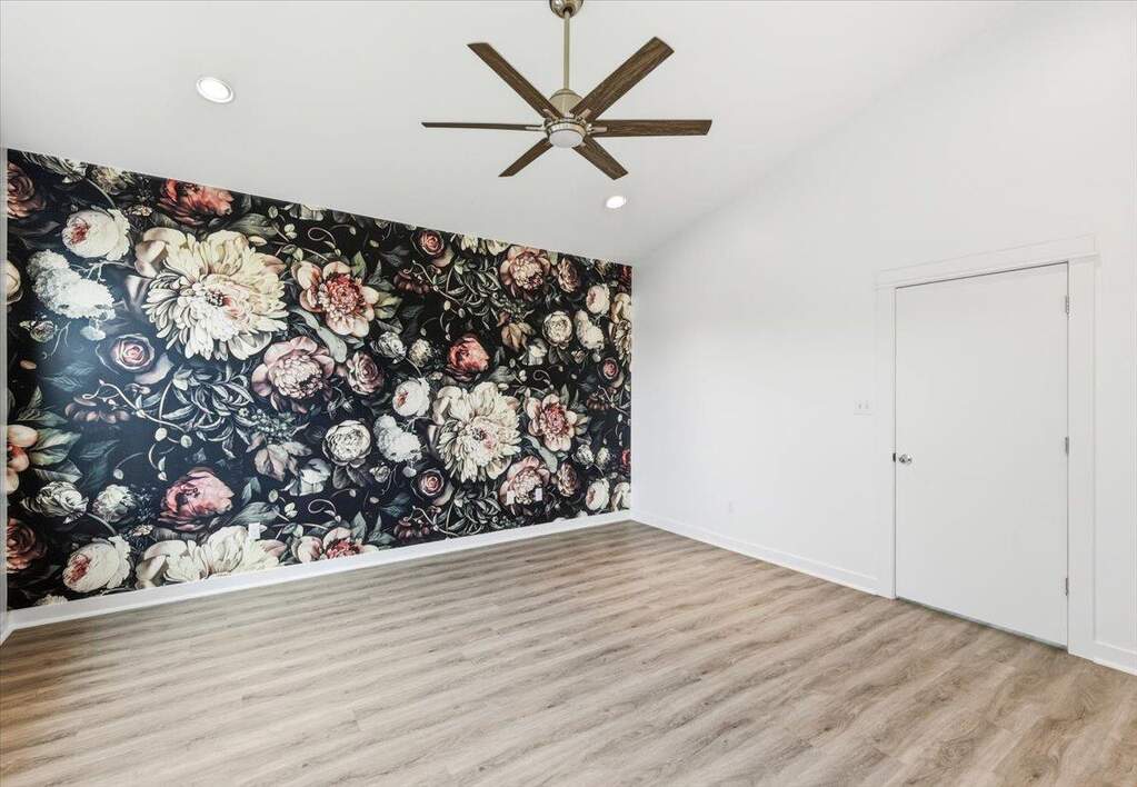 2 Bedroom Single Family Home/House's Image 14