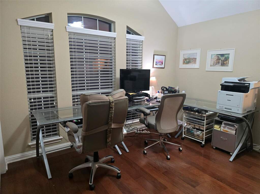3 Bedroom Single Family Home/House's Image 15