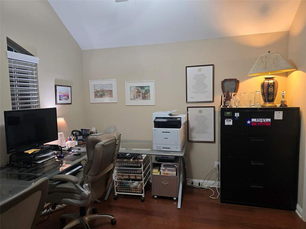 3 Bedroom Single Family Home/House's Image 16