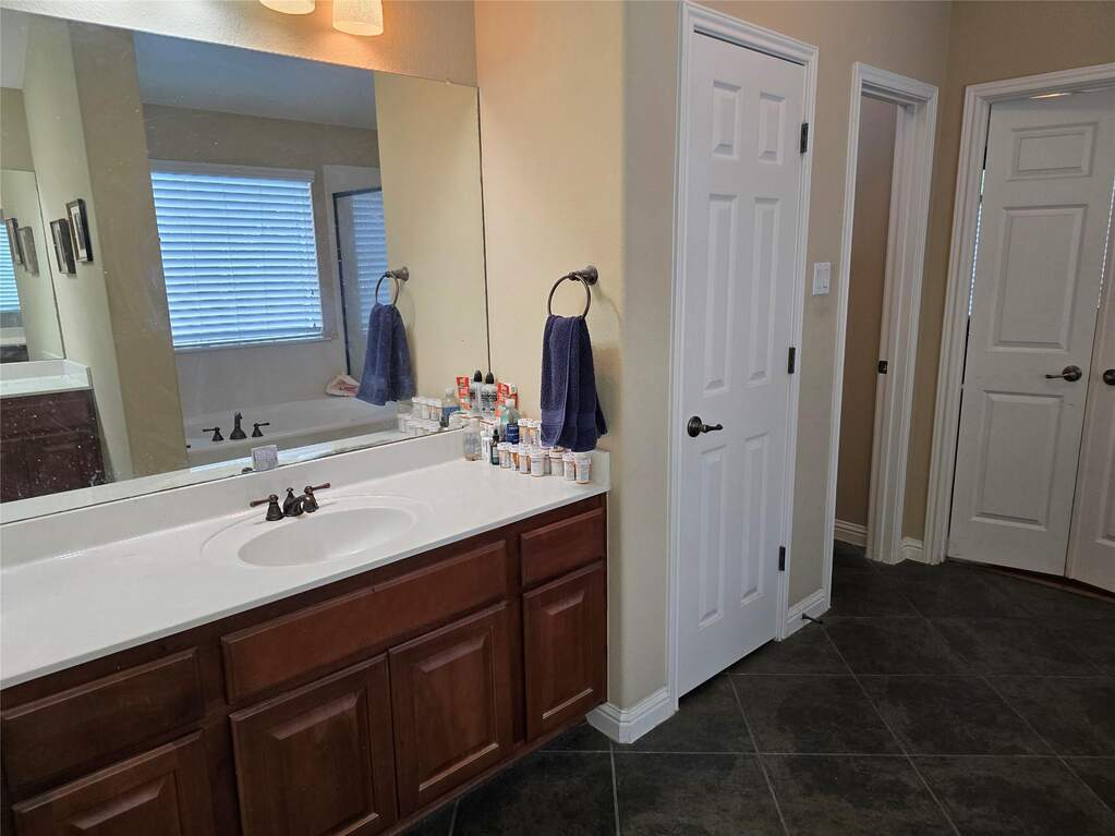 3 Bedroom Single Family Home/House's Image 21