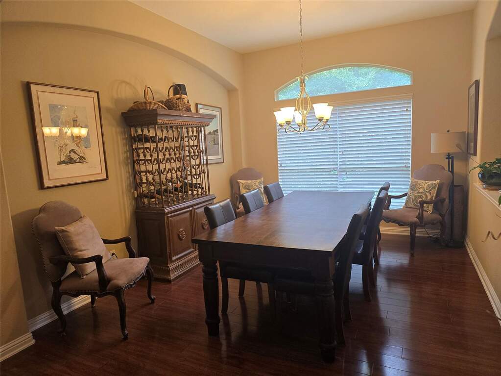 3 Bedroom Single Family Home/House's Image 4