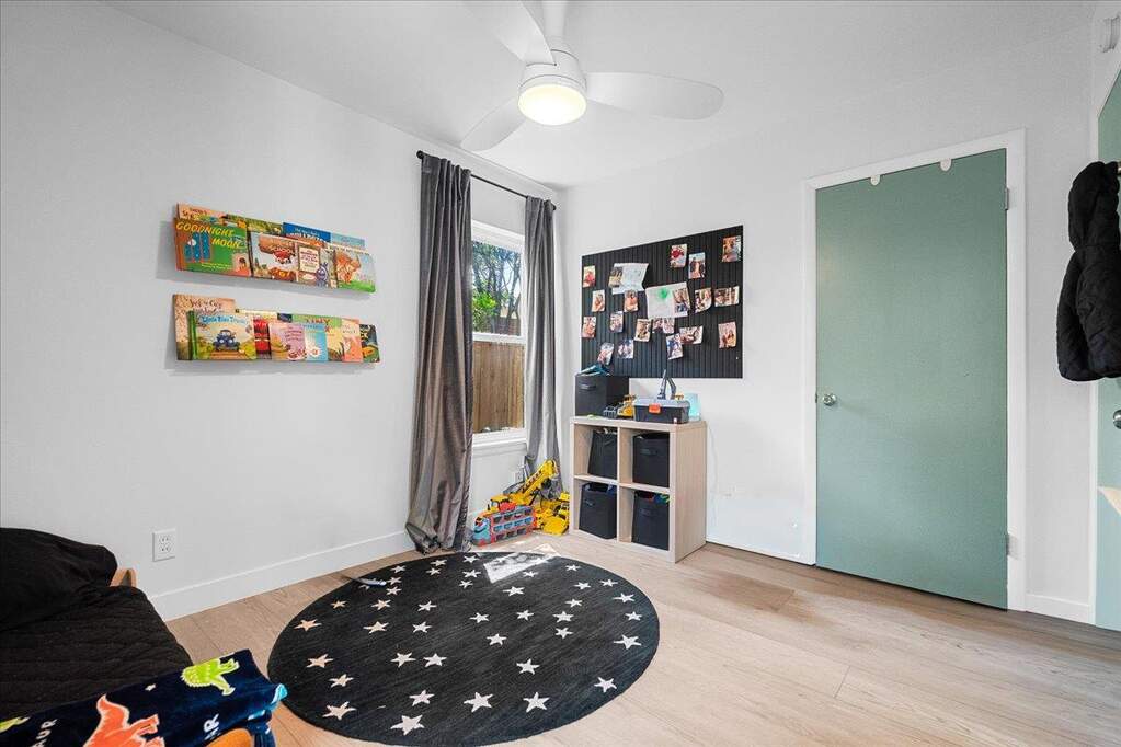 4 Bedroom Multi Unit's Image 29