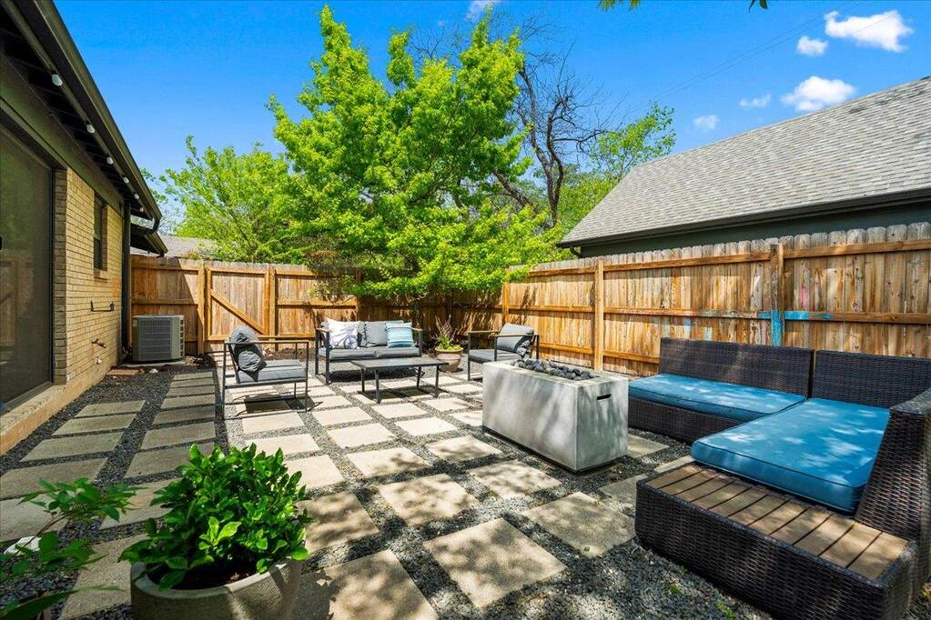 4 Bedroom Multi Unit's Image 31