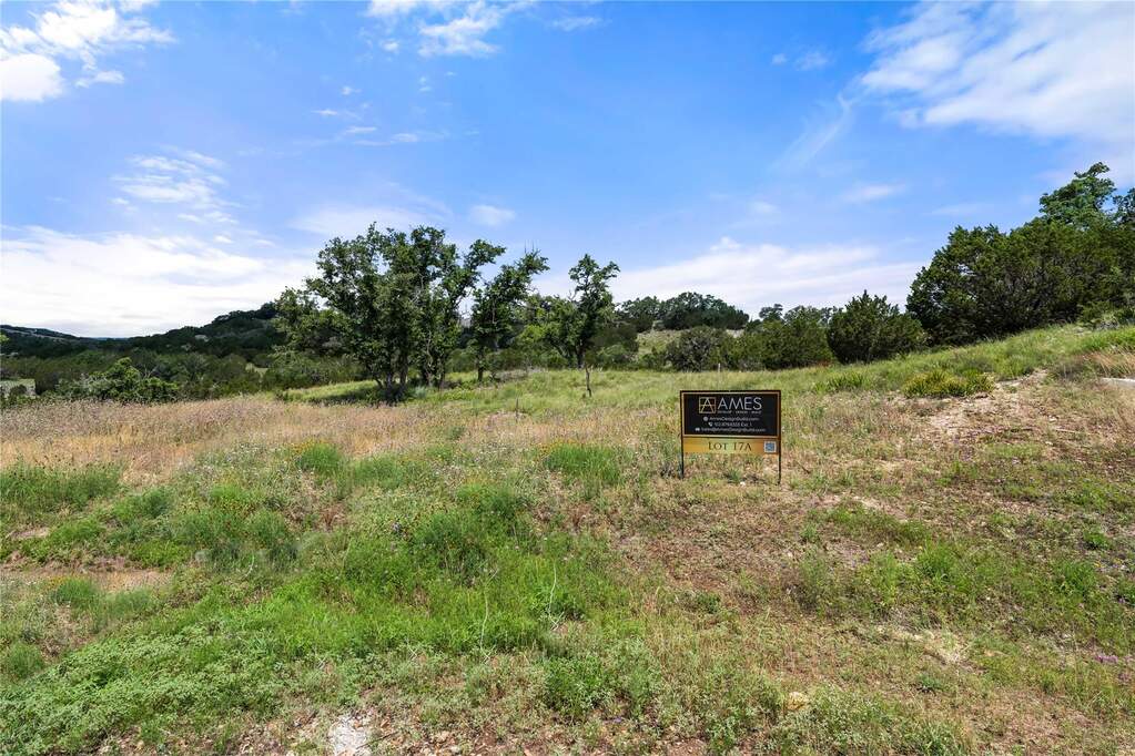 Land/Vacant Land's Image 3