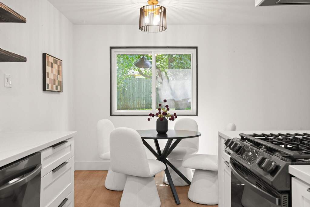 3 Bedroom Single Family Home/House's Image 22