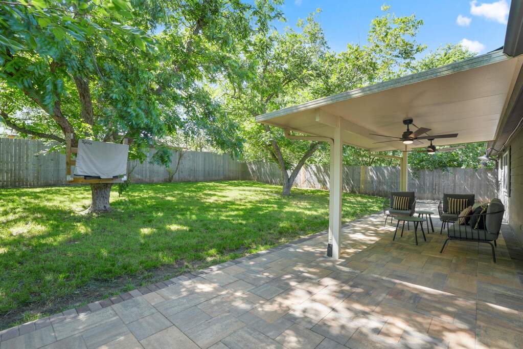 3 Bedroom Single Family Home/House's Image 24