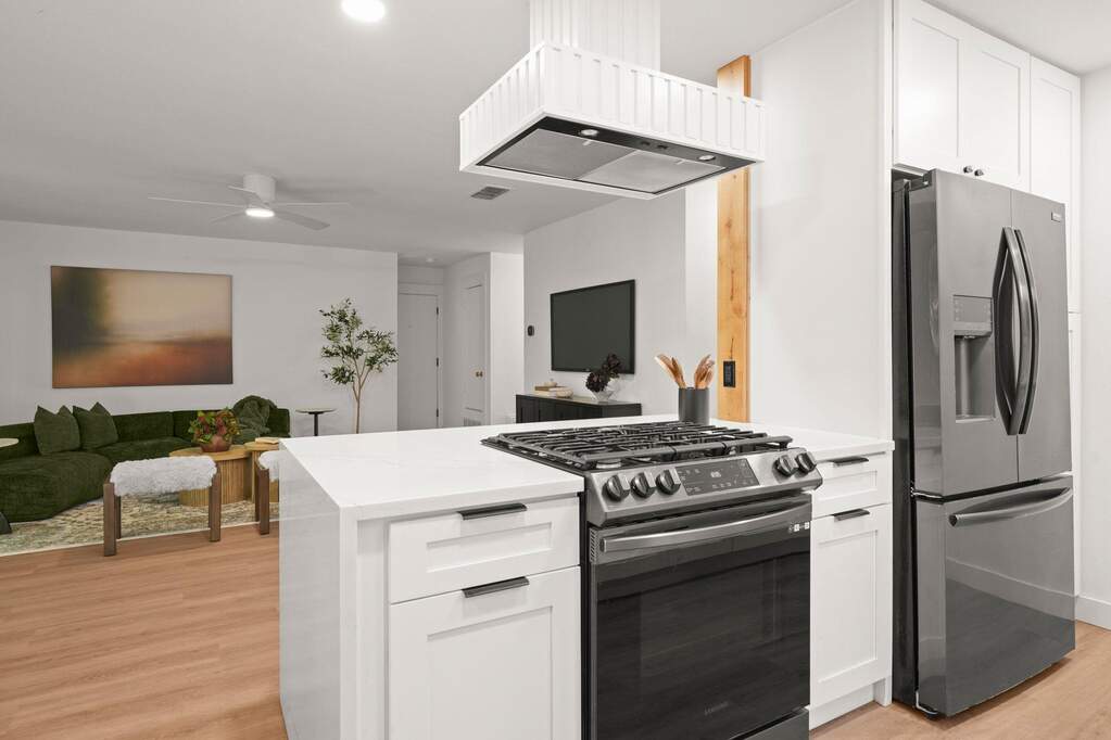 3 Bedroom Single Family Home/House's Image 4