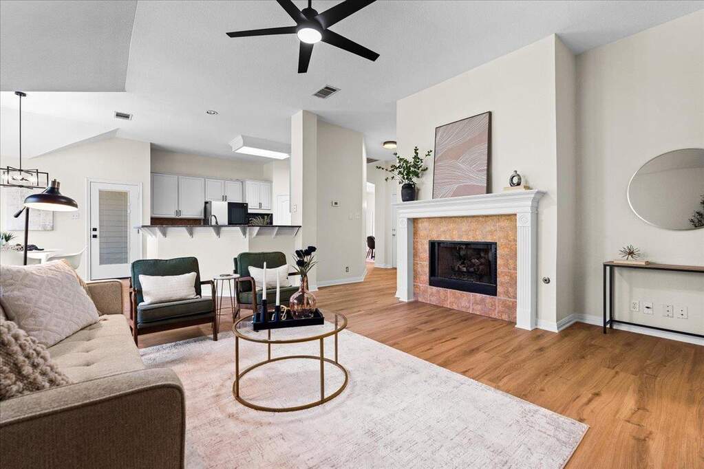 4 Bedroom Single Family Home/House's Image 13
