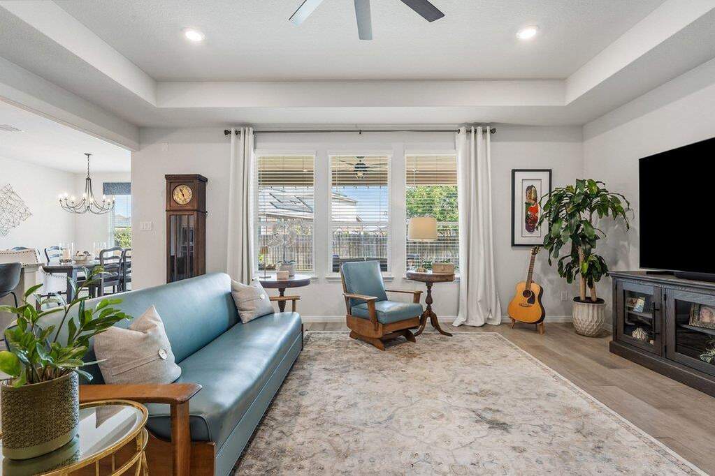 3 Bedroom Single Family Home/House's Image 7