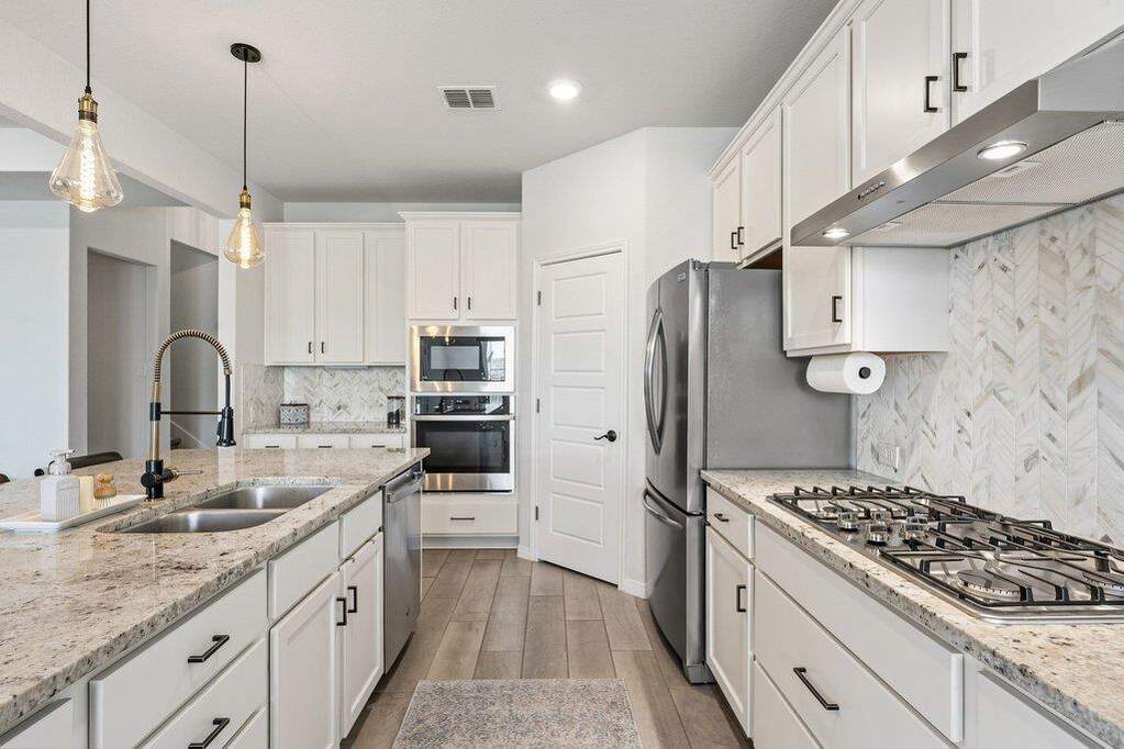 3 Bedroom Single Family Home/House's Image 13