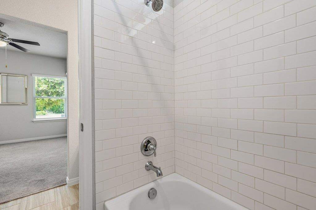 3 Bedroom Single Family Home/House's Image 20