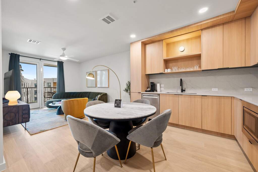 2 Bedroom Apartment/Flat's Image 12