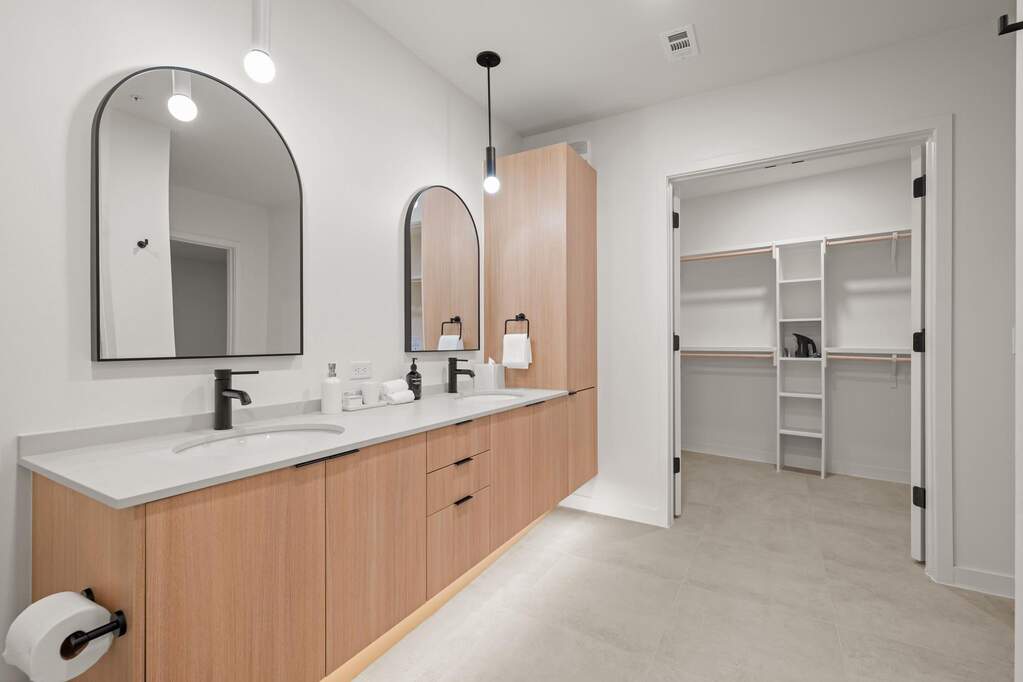2 Bedroom Apartment/Flat's Image 20
