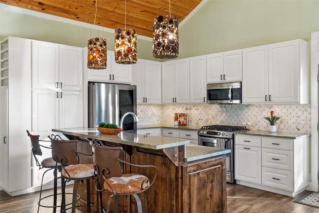 3 Bedroom Single Family Home/House's Image 9