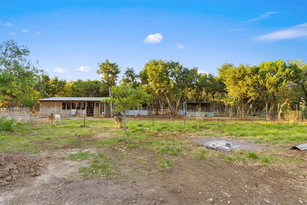 3 Bedroom Single Family Home/House's Image 17
