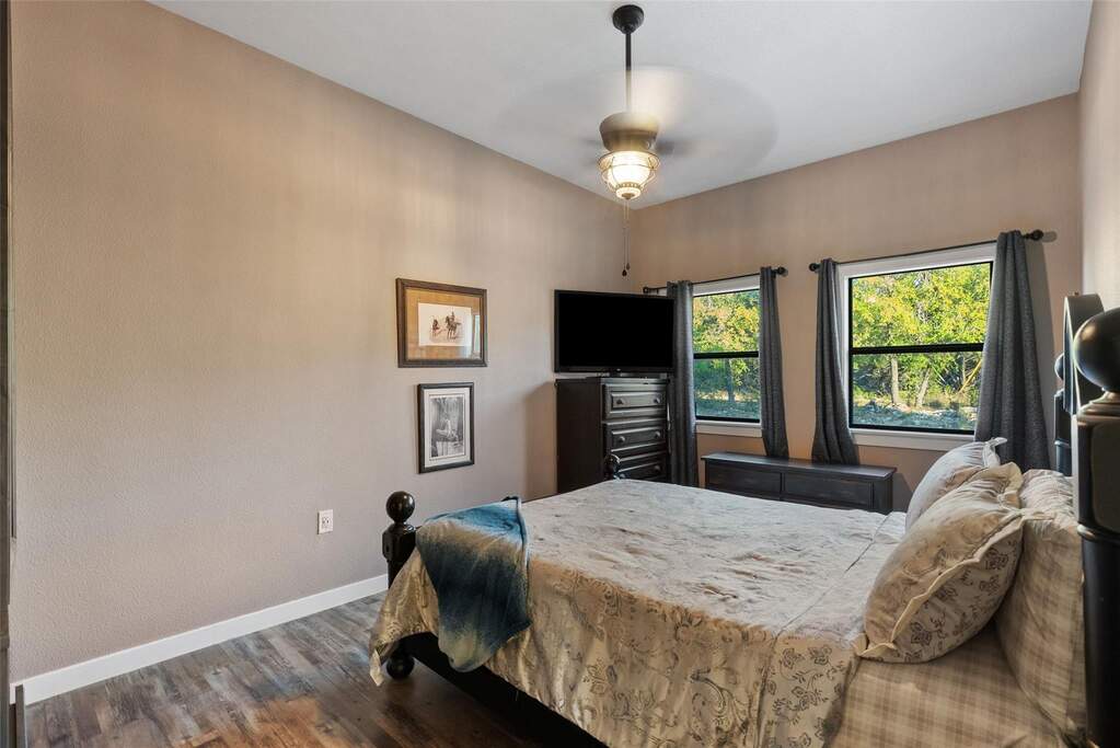 3 Bedroom Single Family Home/House's Image 31