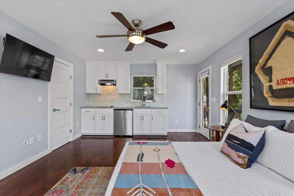 4 Bedroom Single Family Home/House's Image 23