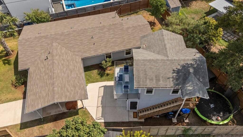 4 Bedroom Single Family Home/House's Image 31