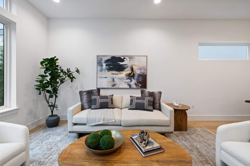 3 Bedroom Single Family Home/House's Image 20