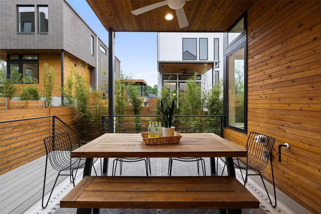 3 Bedroom Single Family Home/House's Image 27