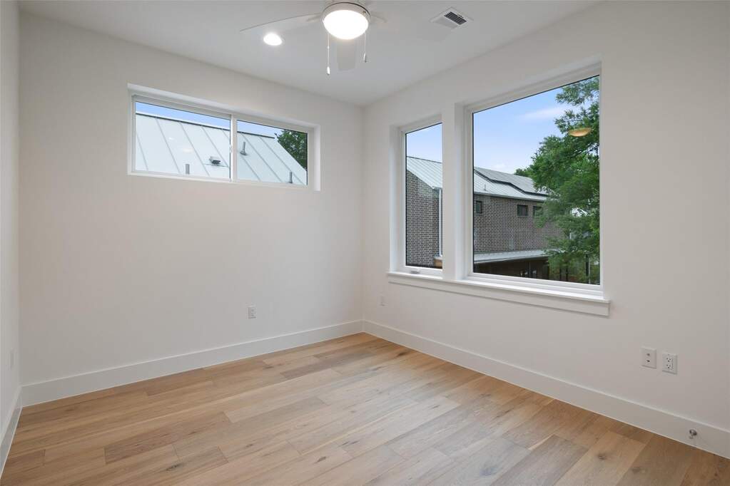 3 Bedroom Single Family Home/House's Image 30