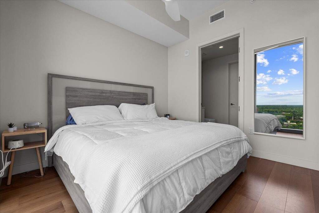 2 Bedroom Apartment/Flat's Image 11