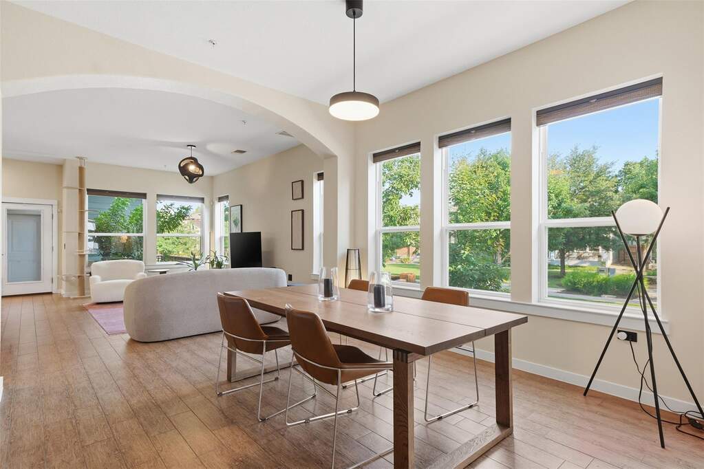 4 Bedroom Villa/Townhouse's Image 13
