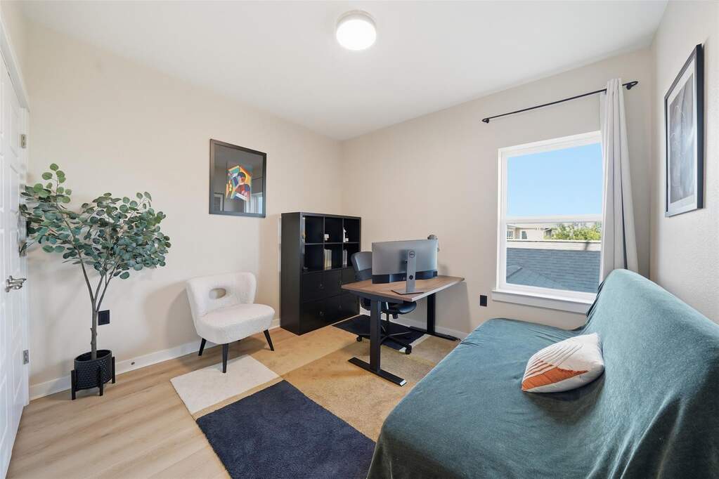 4 Bedroom Villa/Townhouse's Image 26
