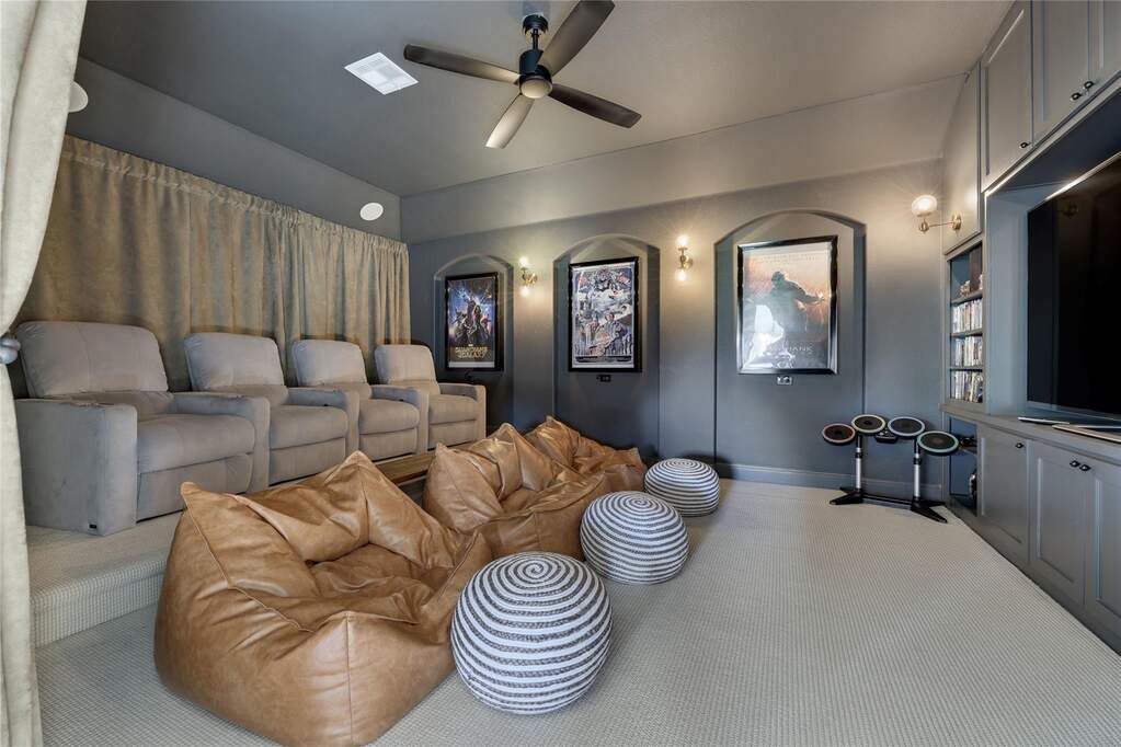 4 Bedroom Single Family Home/House's Image 17