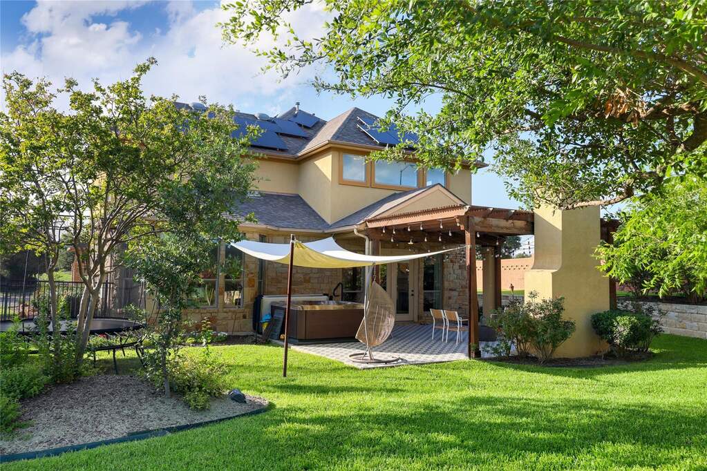 4 Bedroom Single Family Home/House's Image 23